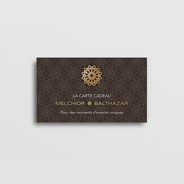 Carte-cadeau Melchior & Balthazar, une attention élégante offrant accès à nos bougies artisanales et soins naturels haut de gamme.
